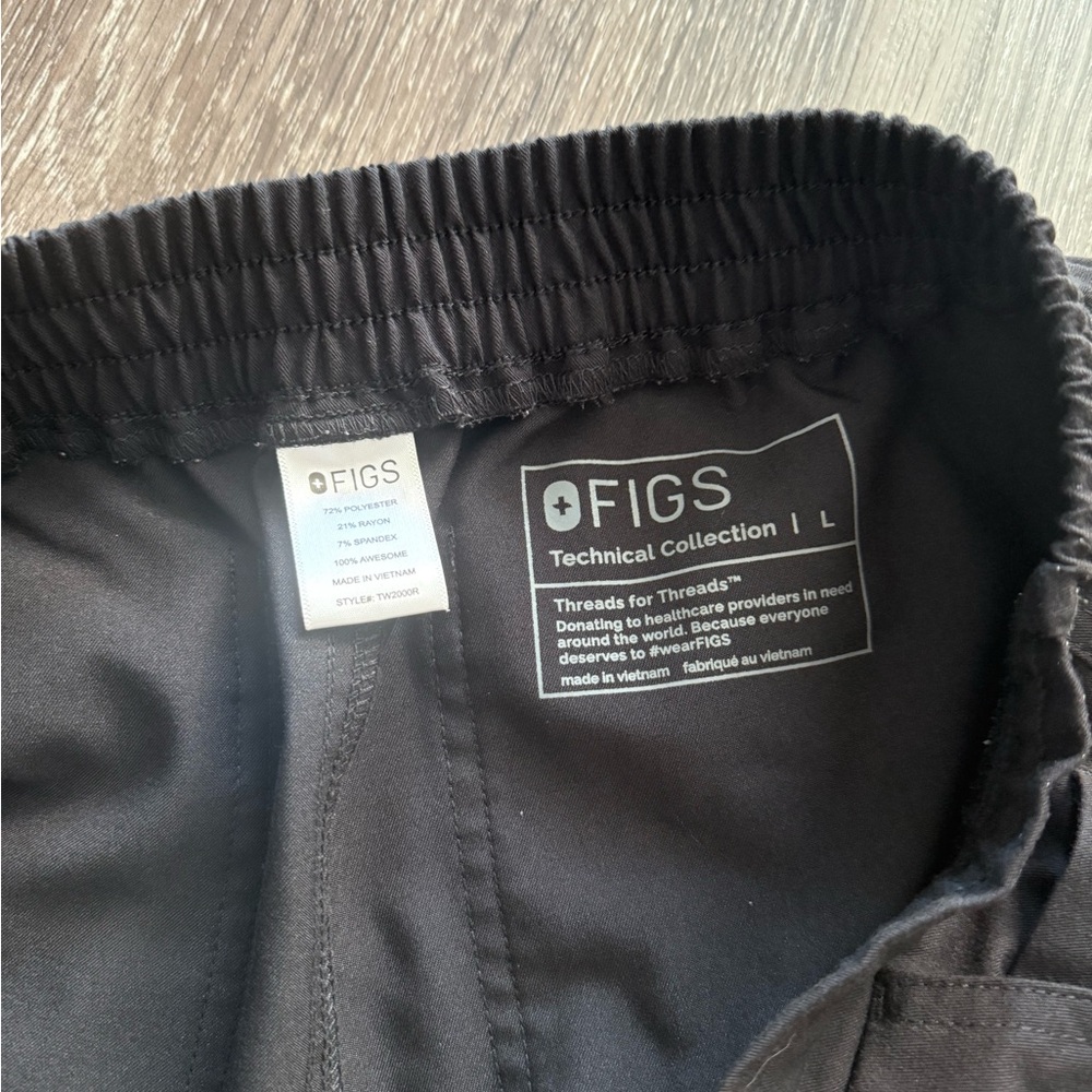 Figs Men's Technical Collection - Picture 3 of 3